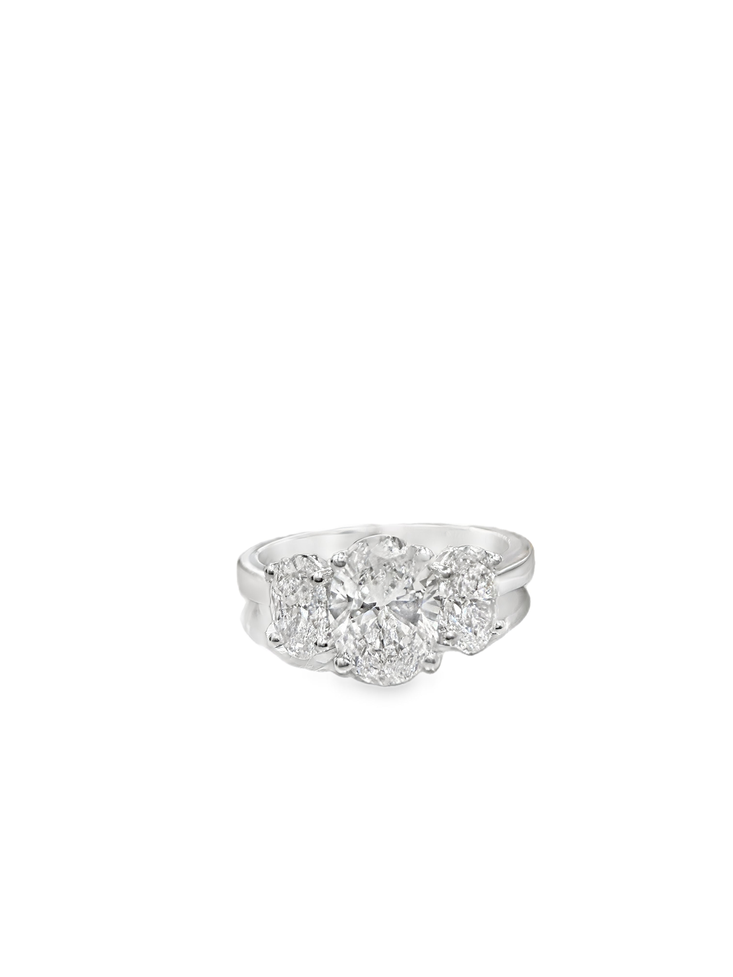 18ct White Gold Lab Diamond Ring - AK1466