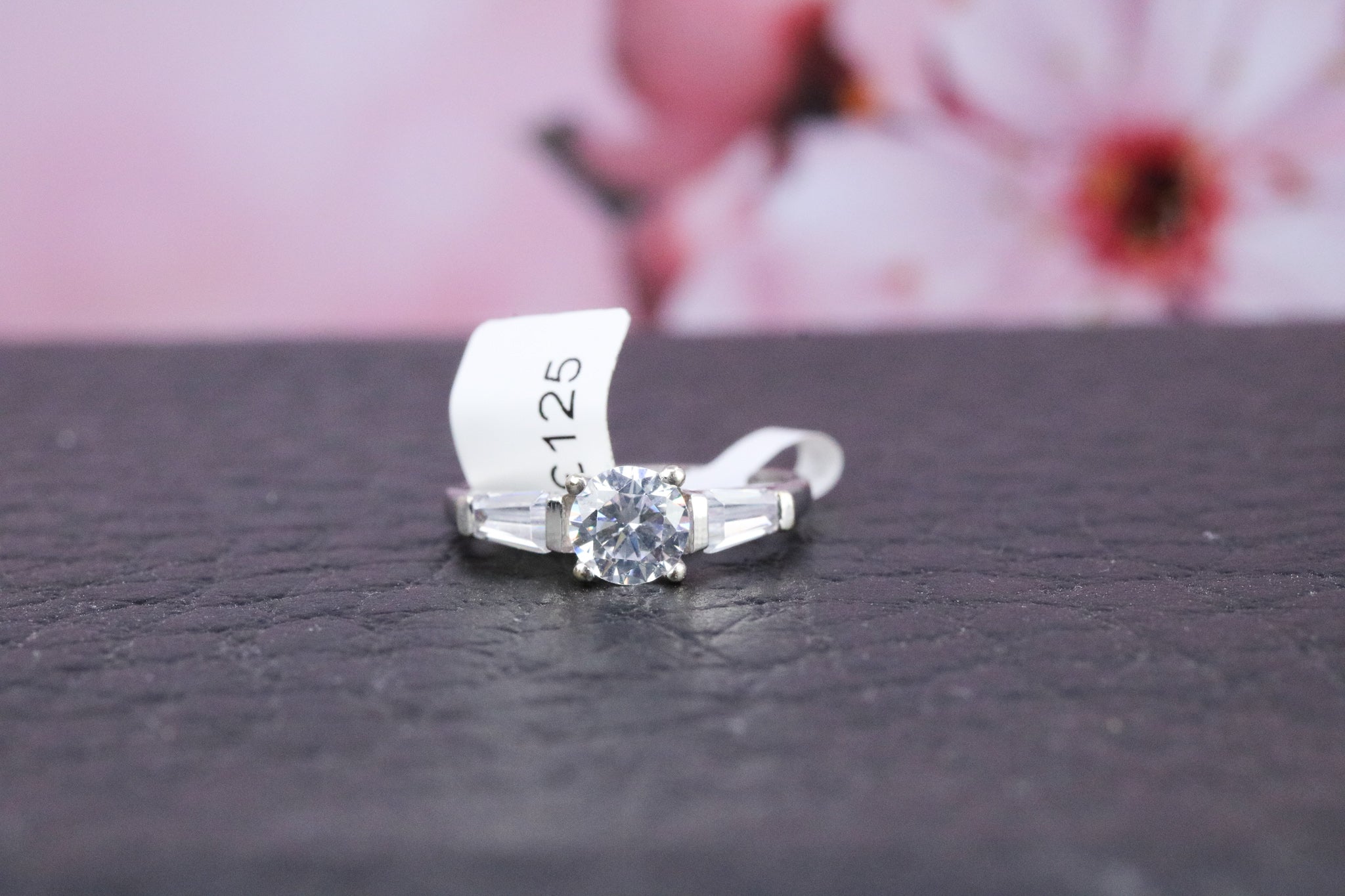 9ct White Gold Ring - CO1132 - Hallmark Jewellers Formby & The Jewellers Bench Widnes