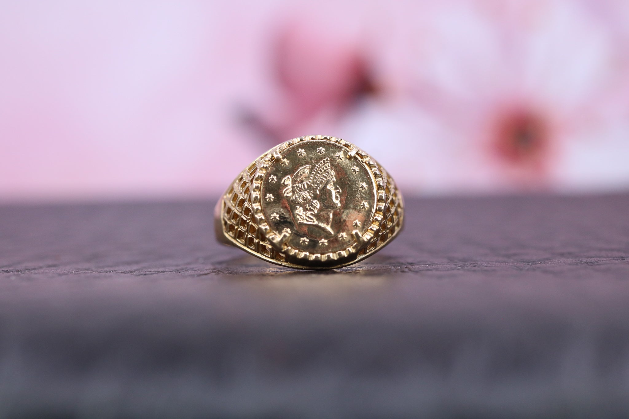 9ct Yellow Gold Ring - CO1334 - Hallmark Jewellers Formby & The Jewellers Bench Widnes