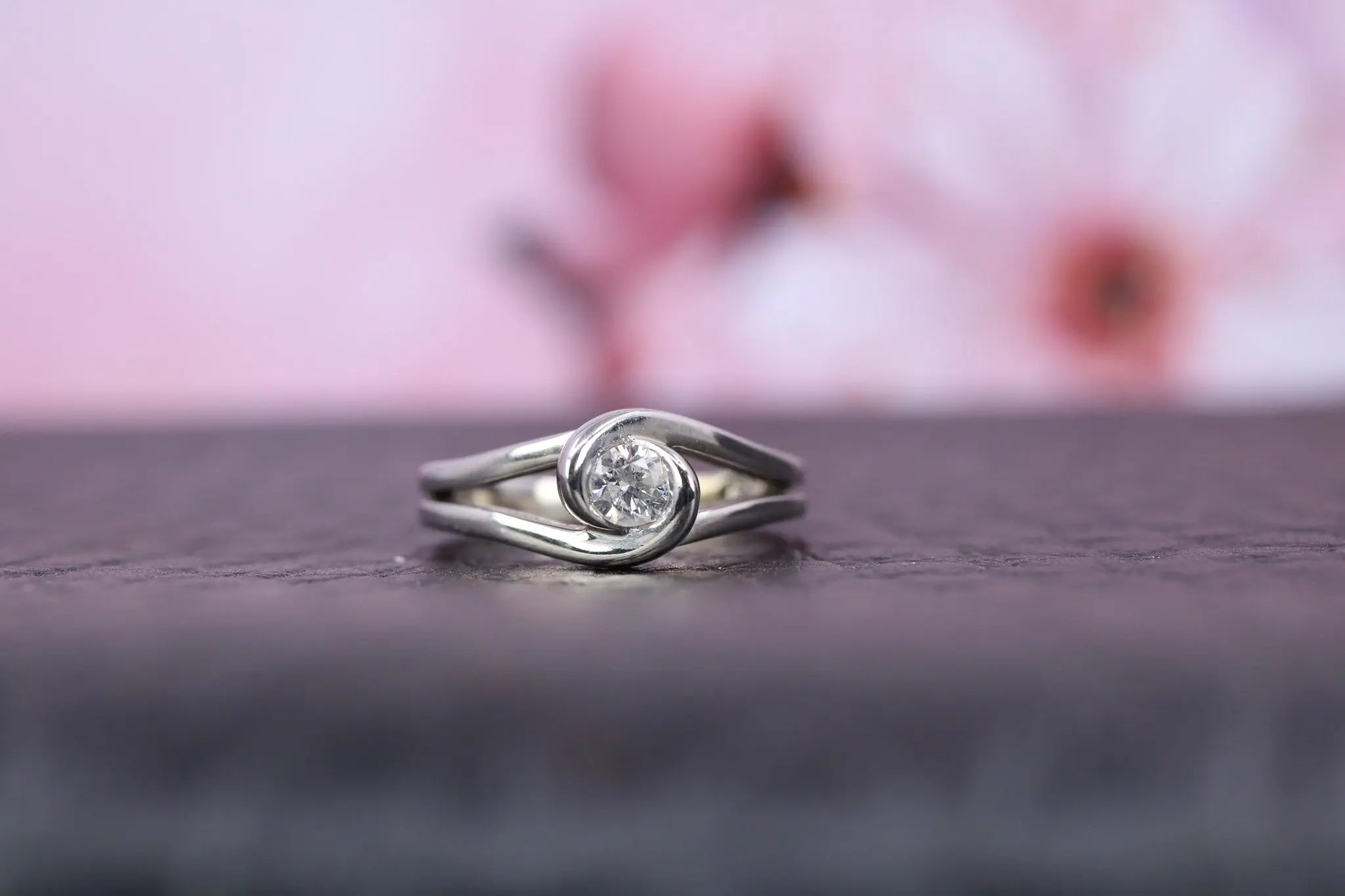 18ct White Gold & Diamond Ring - HJ2017 - Hallmark Jewellers Formby & The Jewellers Bench Widnes
