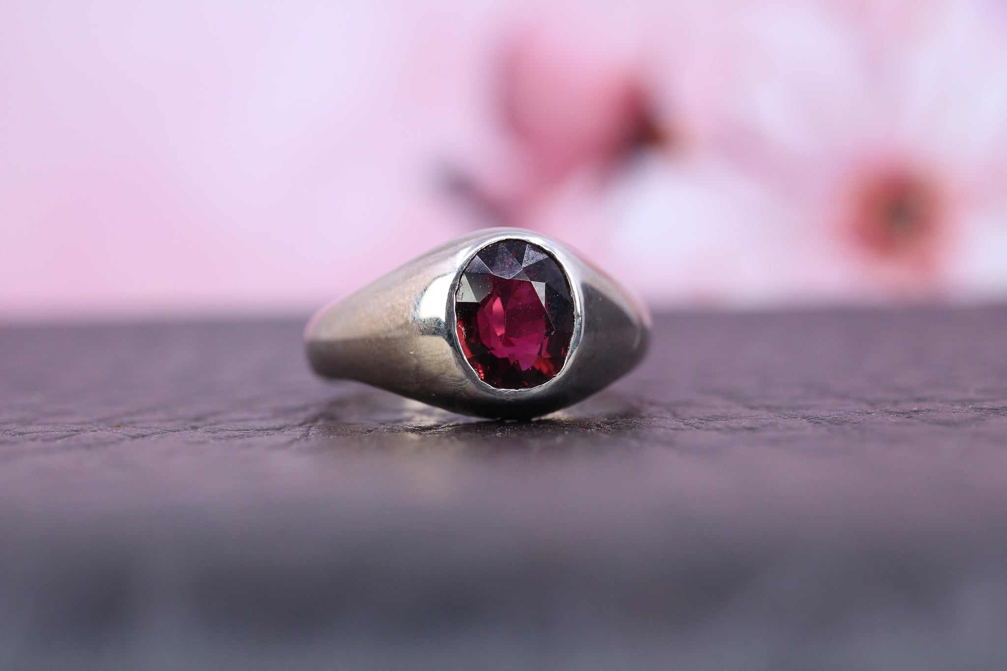 18ct White Gold Gents Ring - HJ2019 - Hallmark Jewellers Formby & The Jewellers Bench Widnes