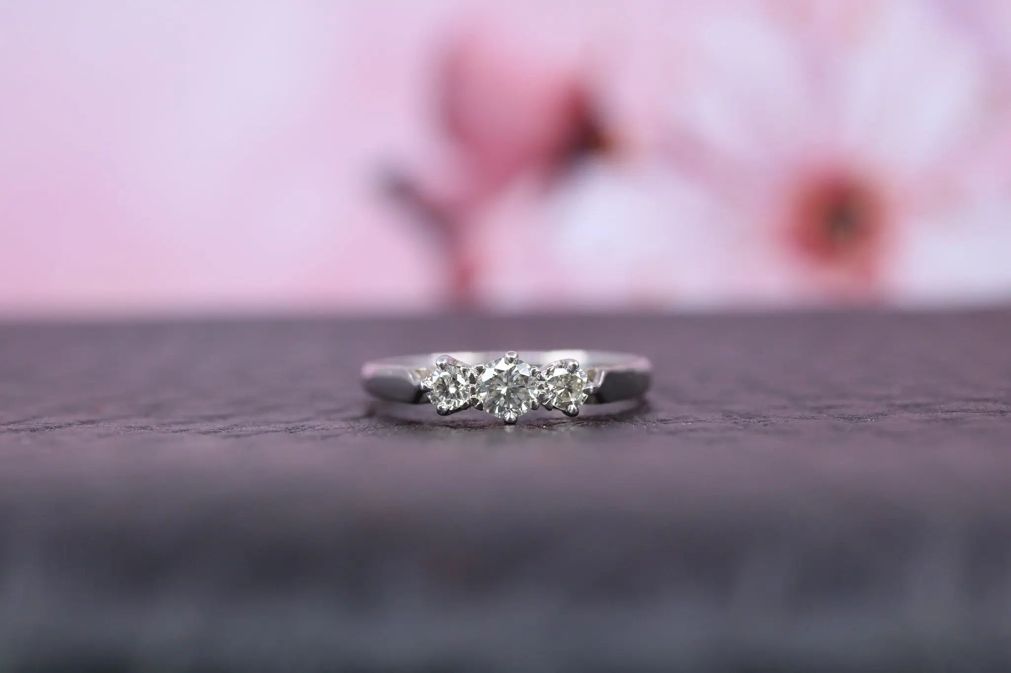 18ct White Gold & Diamond Ring - HJ2034 - Hallmark Jewellers Formby & The Jewellers Bench Widnes