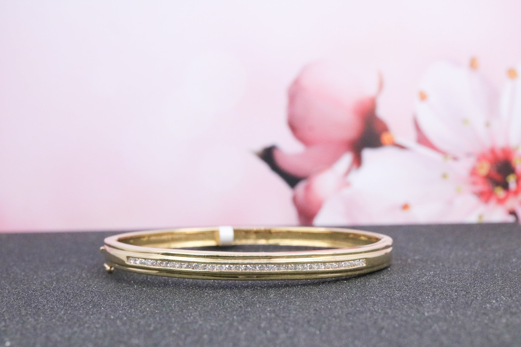 18ct Yellow Gold Diamond Bangle - HJ2232 - Hallmark Jewellers Formby & The Jewellers Bench Widnes