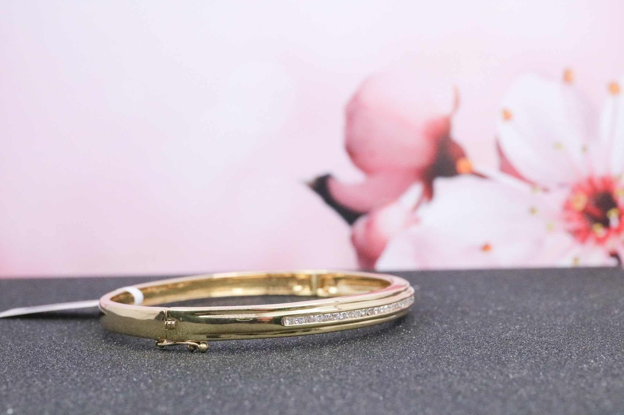18ct Yellow Gold Diamond Bangle - HJ2232 - Hallmark Jewellers Formby & The Jewellers Bench Widnes