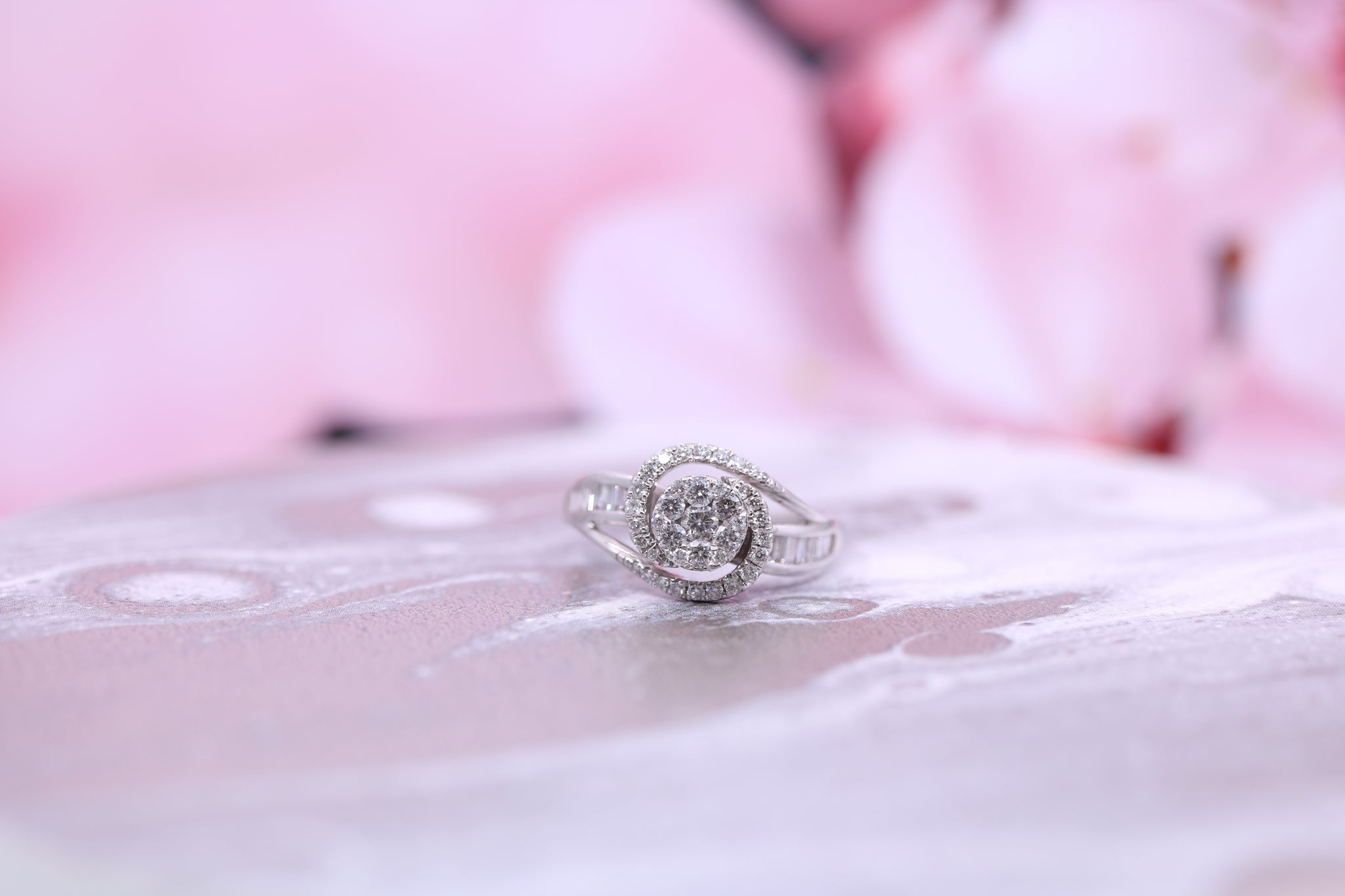 18ct White Gold Diamond Ring 0.33ct - W1804 - Hallmark Jewellers Formby & The Jewellers Bench Widnes