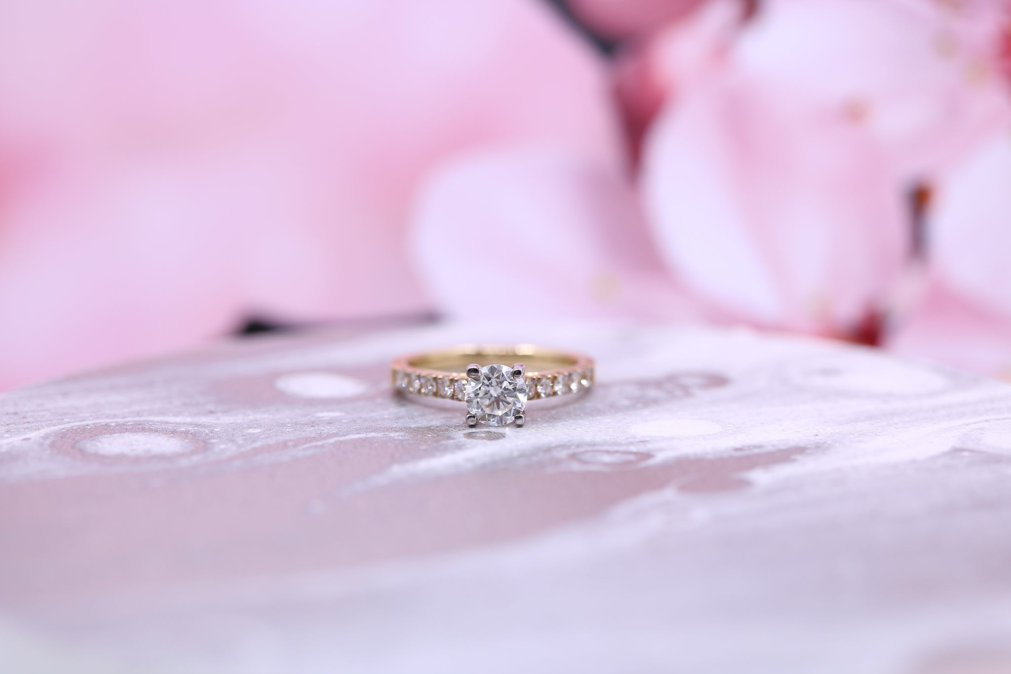 18ct Yellow Gold Diamond Ring 1.28ct - W1811 - Hallmark Jewellers Formby & The Jewellers Bench Widnes