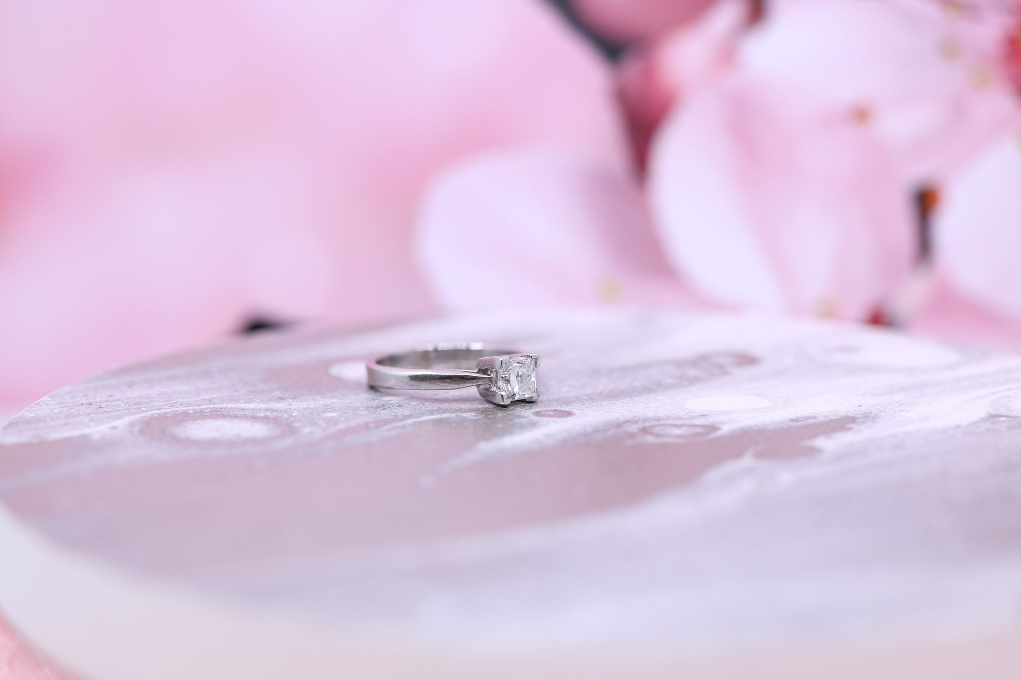 18ct White Gold Diamond Ring 0.54ct - W1822 - Hallmark Jewellers Formby & The Jewellers Bench Widnes