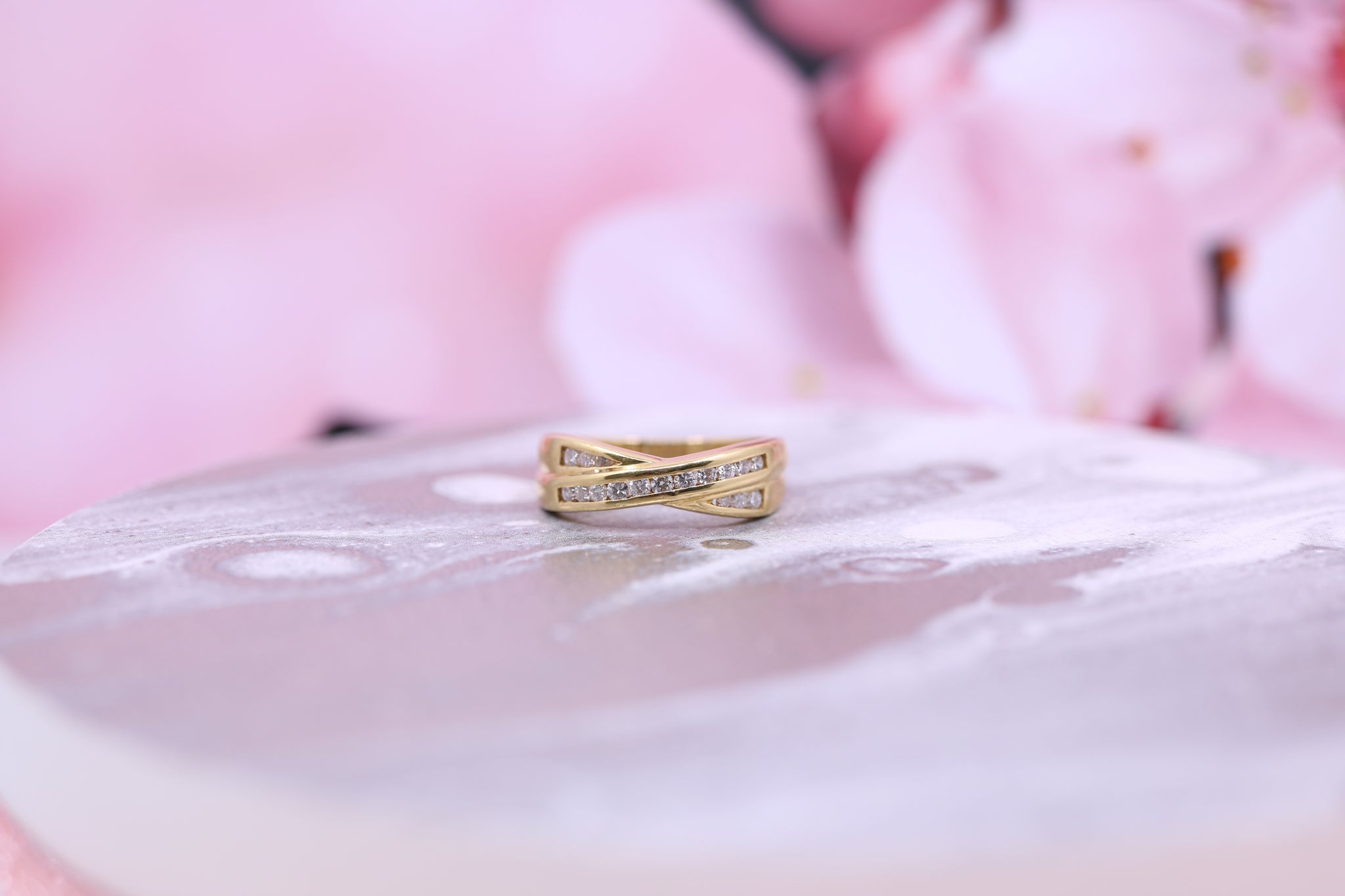 18ct Yellow Gold Diamond Ring 0.33ct - W1800 - Hallmark Jewellers Formby & The Jewellers Bench Widnes