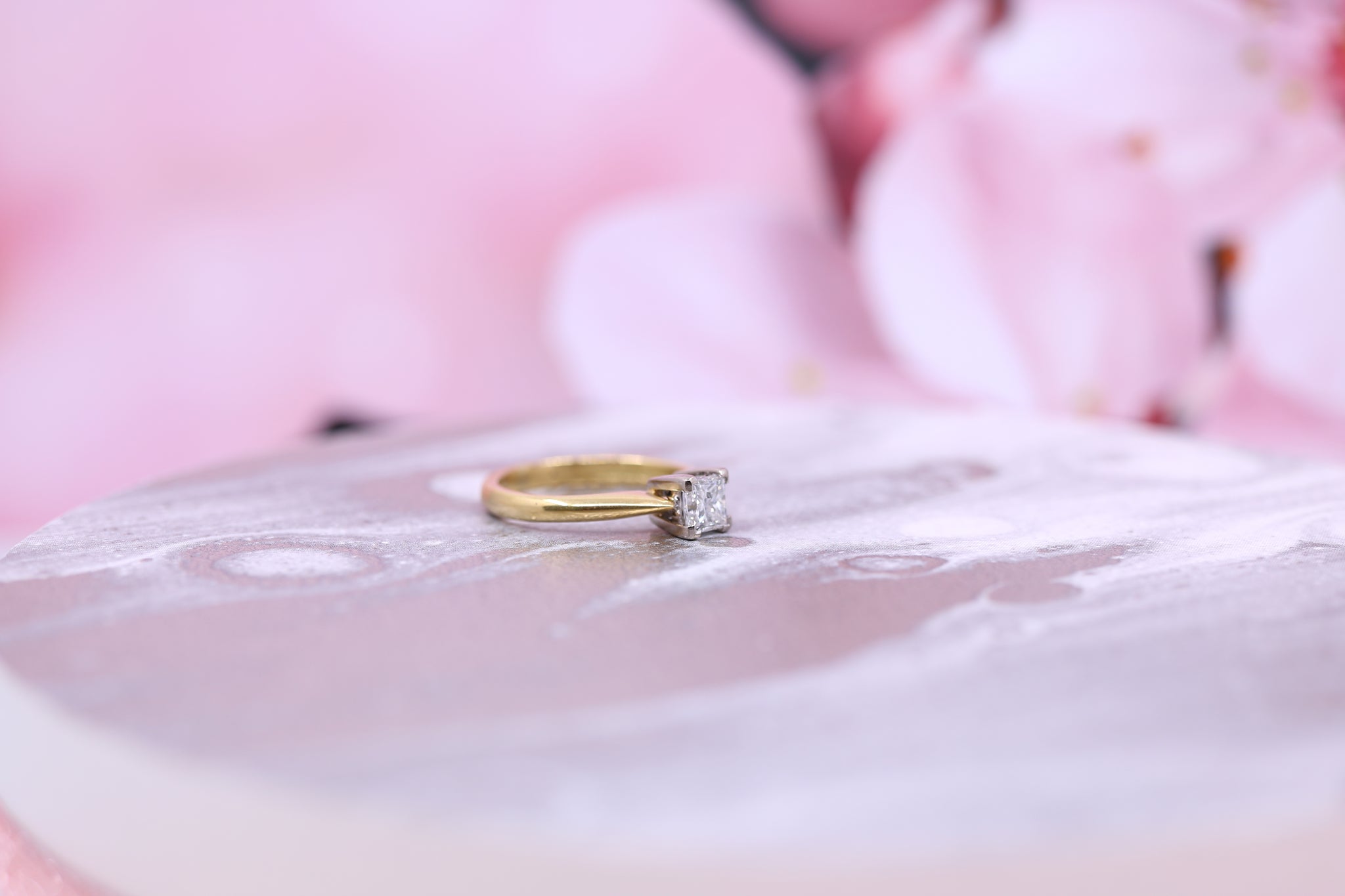 18ct Yellow Gold Diamond Ring 0.51ct - W1851 - Hallmark Jewellers Formby & The Jewellers Bench Widnes