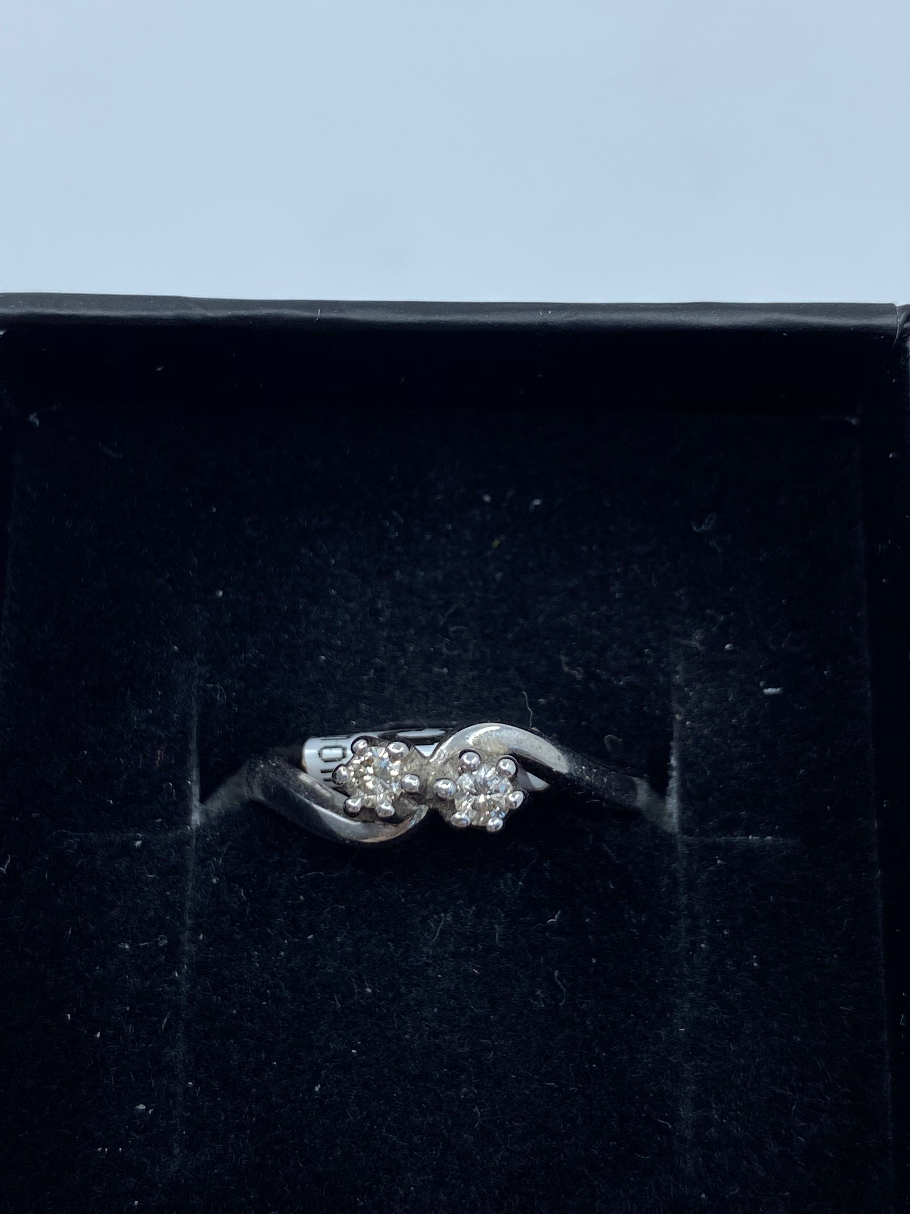 9ct White Gold & Diamond 0.14ct - HJ031 - Hallmark Jewellers Formby & The Jewellers Bench Widnes