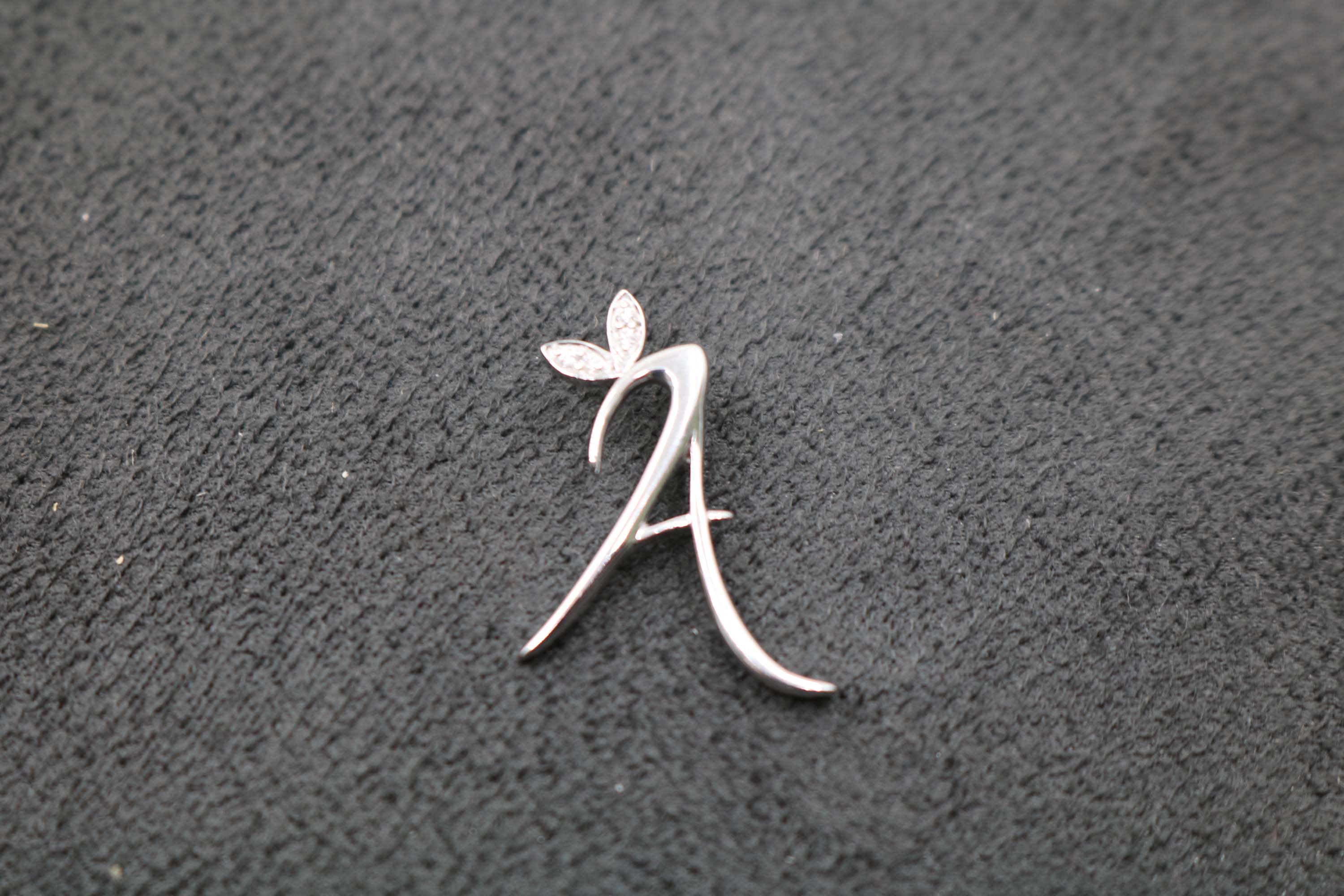 Silver Initial with Diamond Detail - MJI005 - Hallmark Jewellers Formby & The Jewellers Bench Widnes