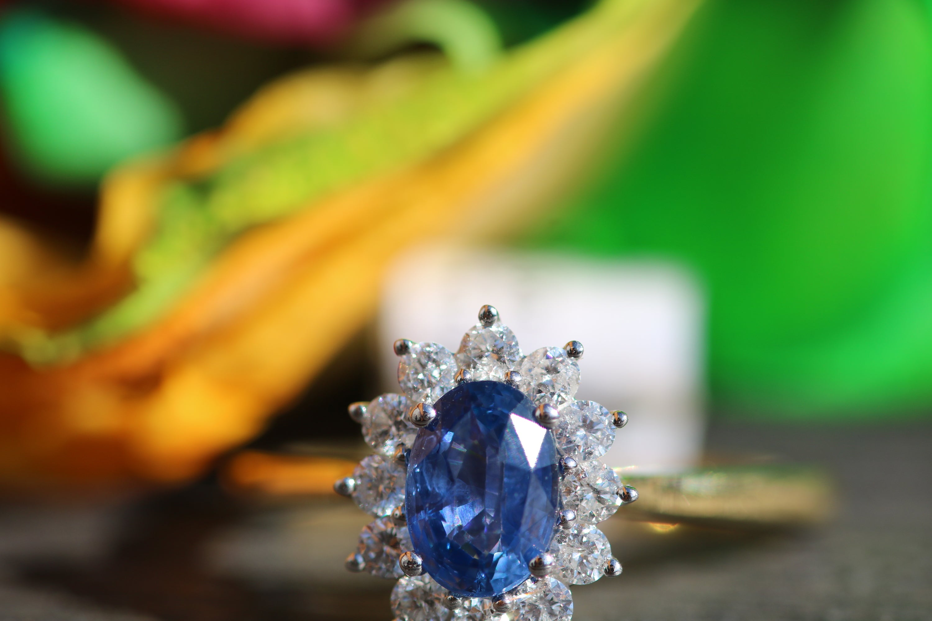 18ct Yellow Gold Diamond & Sapphire Cluster - DR4042 - Hallmark Jewellers Formby & The Jewellers Bench Widnes