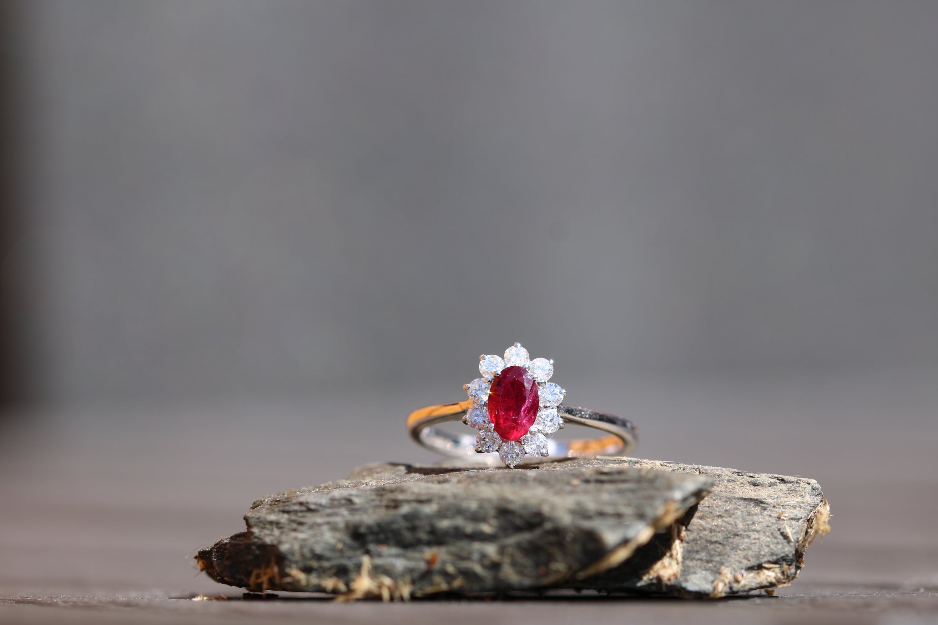 18ct White Gold Ruby & Diamond - HJ098 - Hallmark Jewellers Formby & The Jewellers Bench Widnes