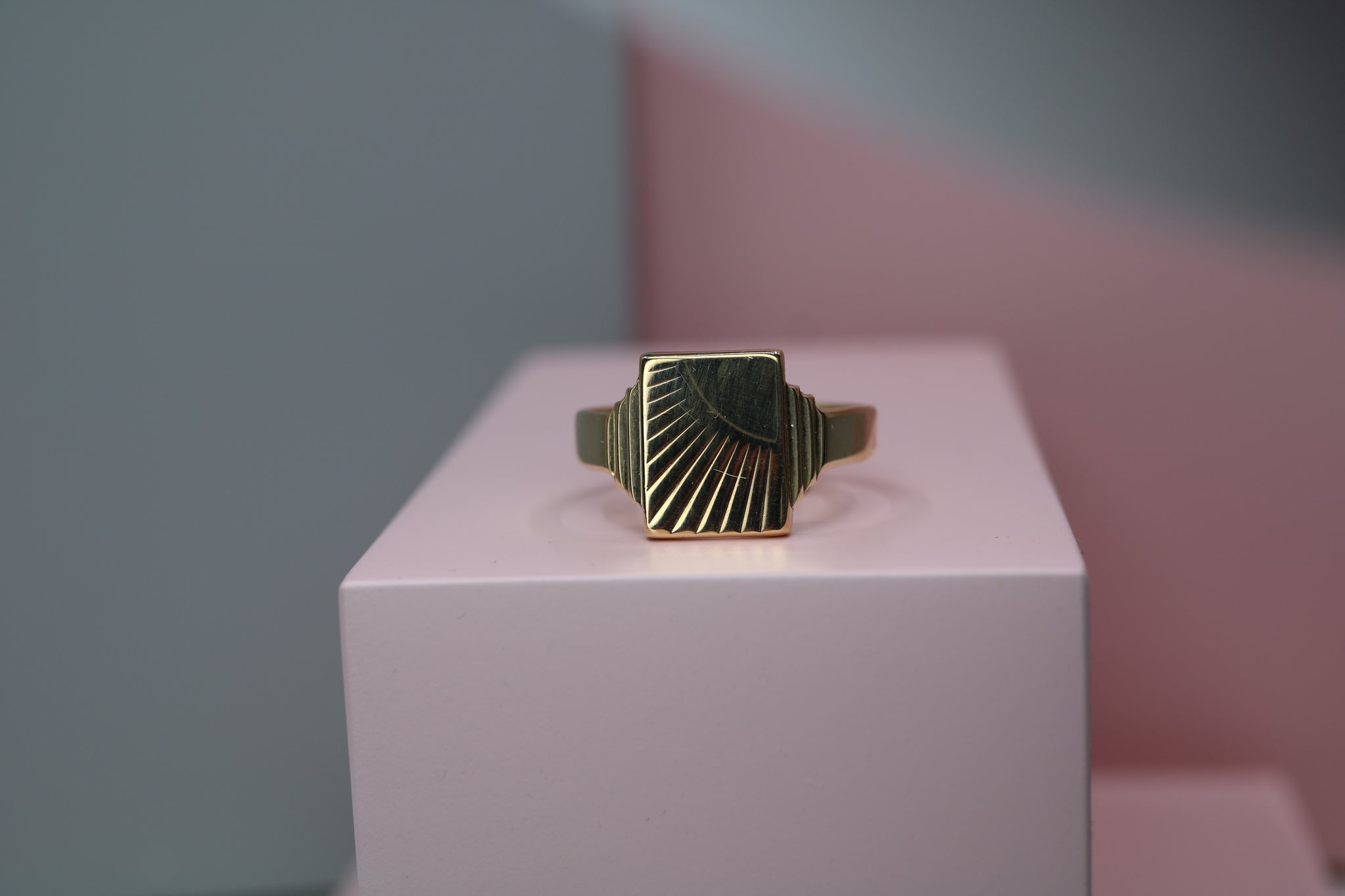9ct Gents signet Ring - HJ1017 - Hallmark Jewellers Formby & The Jewellers Bench Widnes