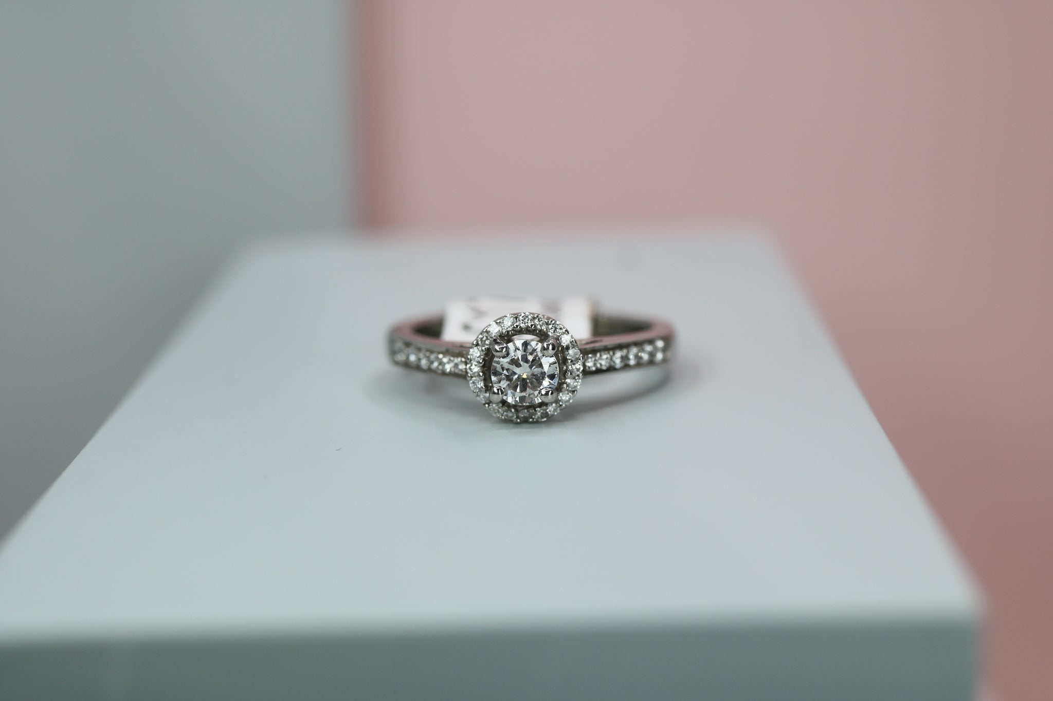 18ct White Gold Diamond Ring - HJ2089 - Hallmark Jewellers Formby & The Jewellers Bench Widnes