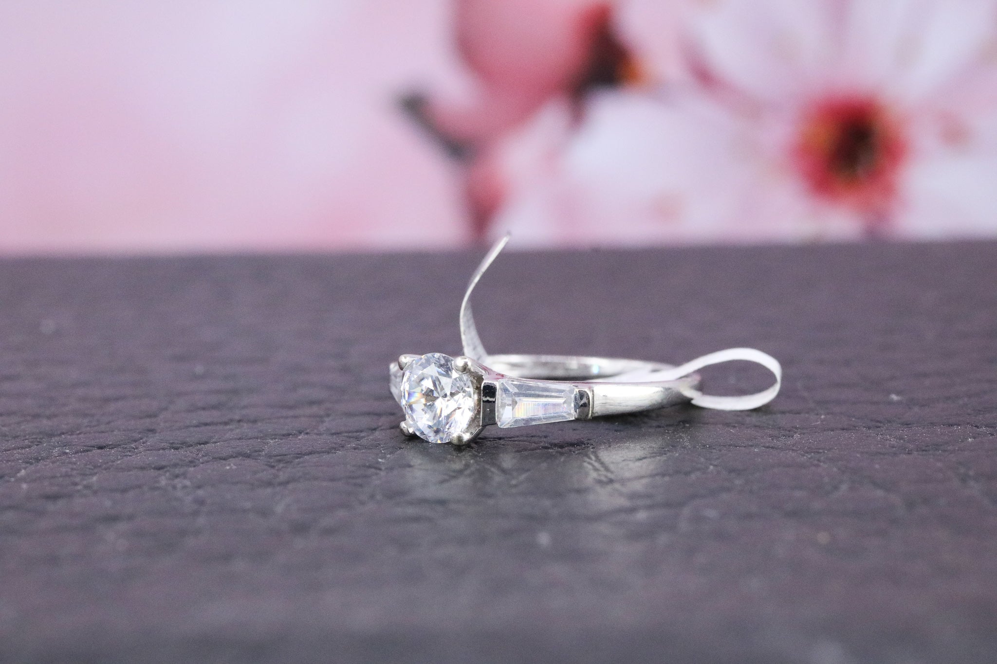 9ct White Gold Ring - CO1132 - Hallmark Jewellers Formby & The Jewellers Bench Widnes