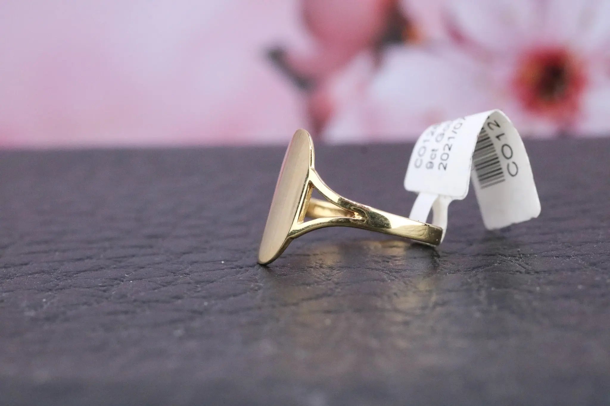 9ct gold Cygnet Ring - CO1267 - Hallmark Jewellers Formby & The Jewellers Bench Widnes