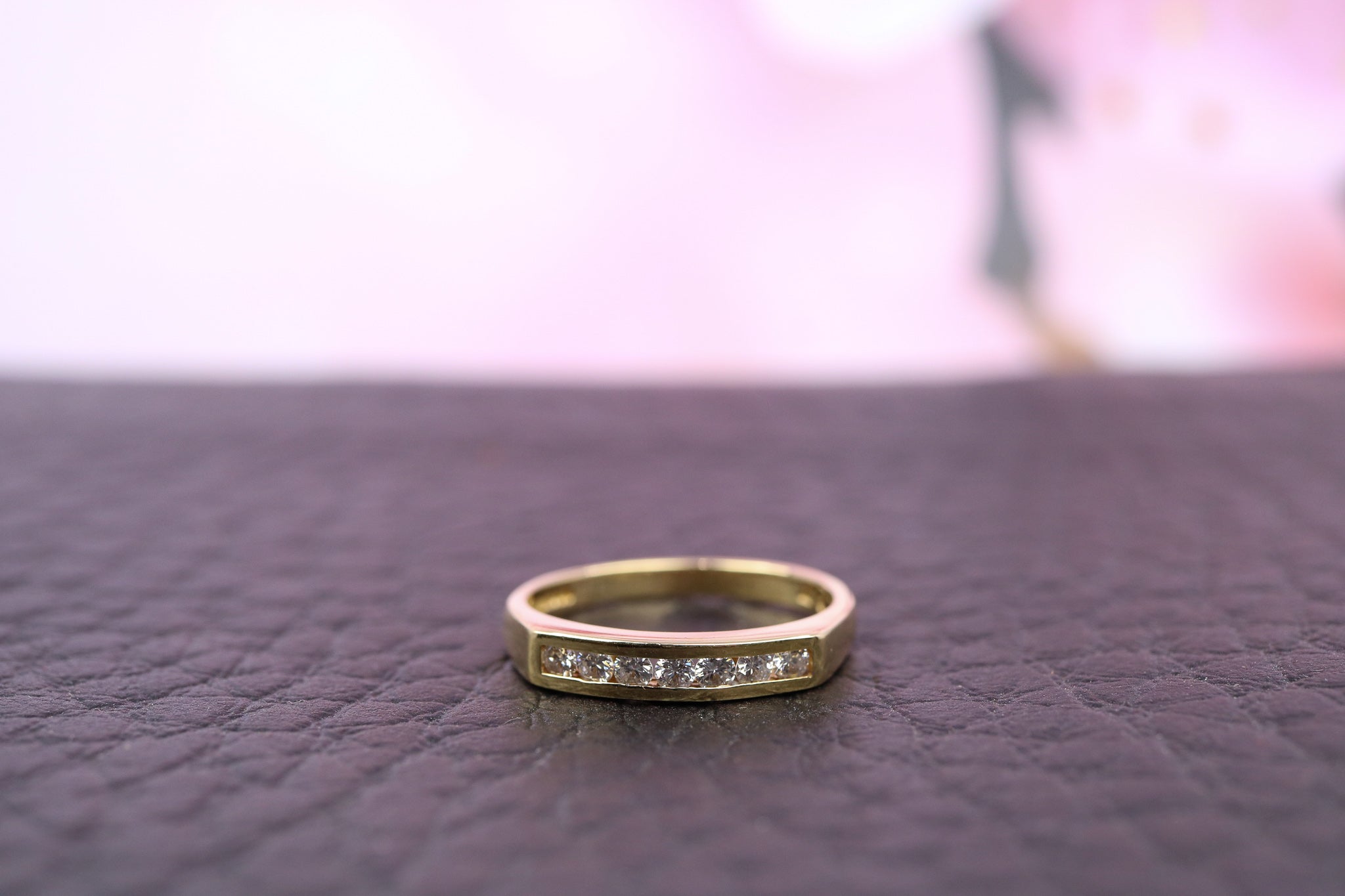18ct Yellow Gold & Diamond Ring - HJ2476 - Hallmark Jewellers Formby & The Jewellers Bench Widnes