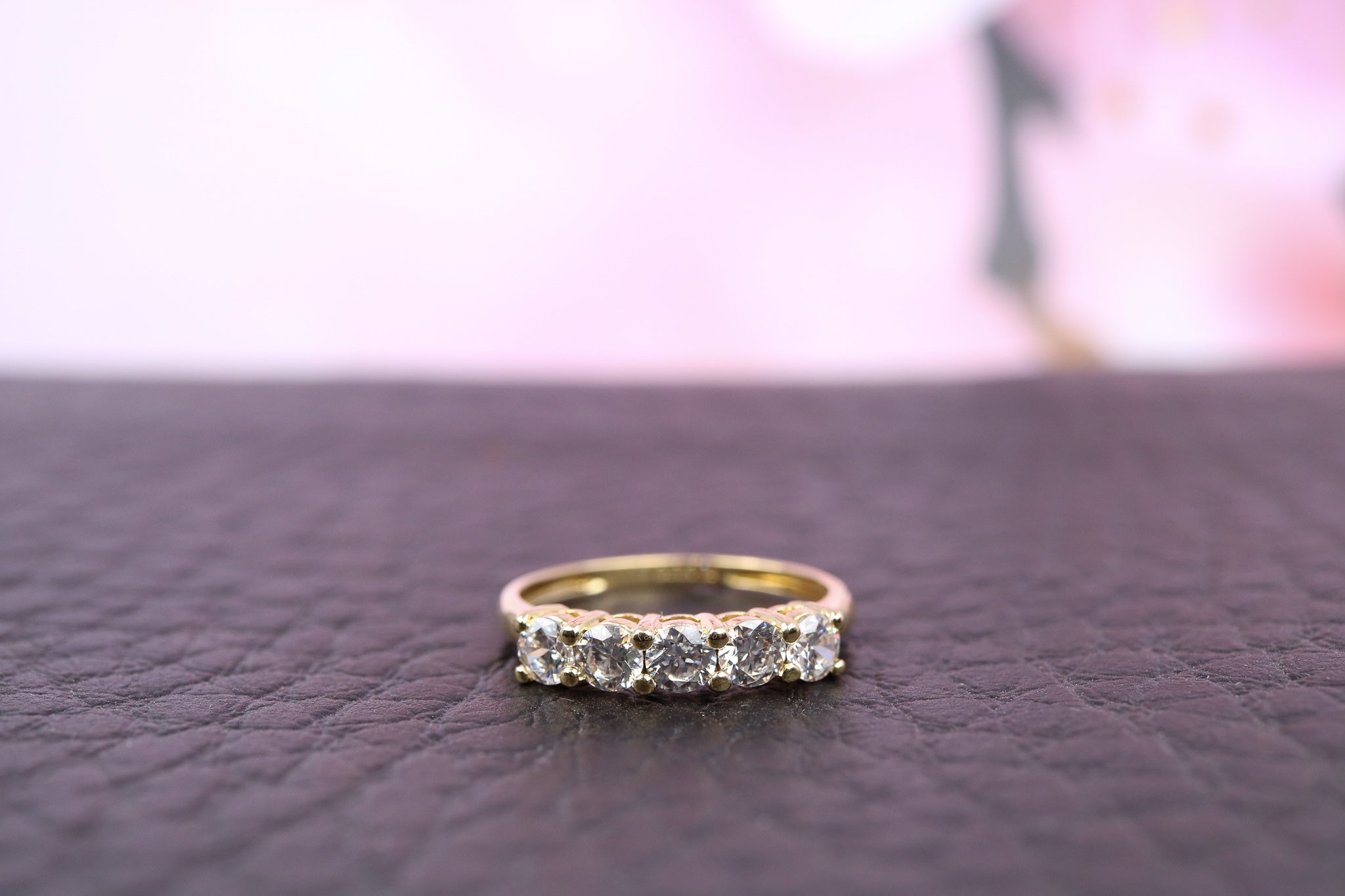 18ct Yellow Gold & Cubic Zirconia Ring - HJ2490 - Hallmark Jewellers Formby & The Jewellers Bench Widnes