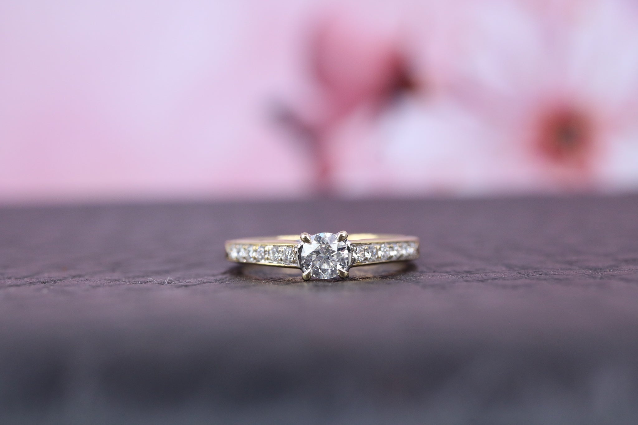 18ct Yellow Gold & Diamond Ring - W6039 - Hallmark Jewellers Formby & The Jewellers Bench Widnes