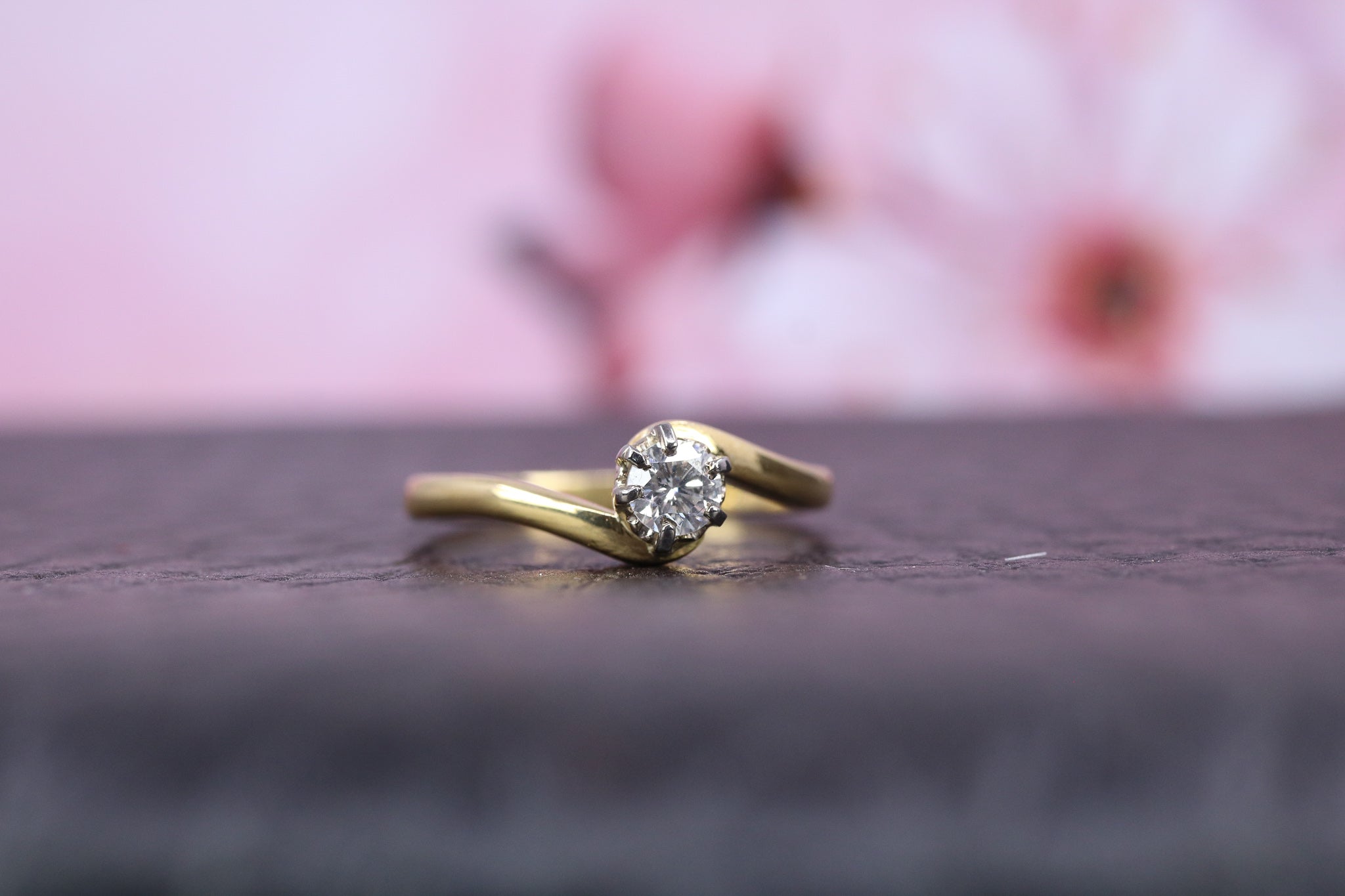 18ct Yellow Gold & Diamond Ring - W6067 - Hallmark Jewellers Formby & The Jewellers Bench Widnes