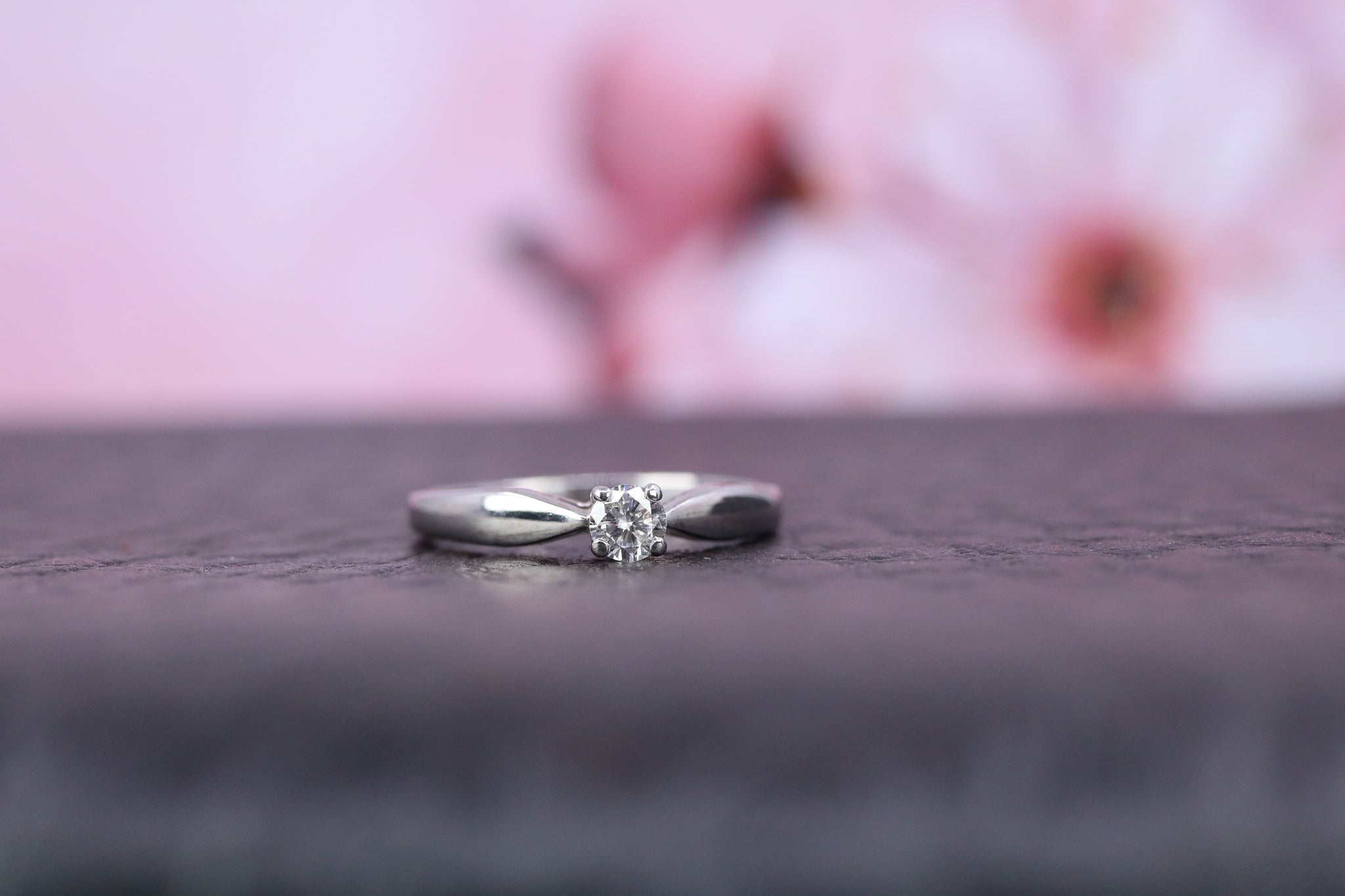 9ct White Gold & Diamond Ring - W6074 - Hallmark Jewellers Formby & The Jewellers Bench Widnes