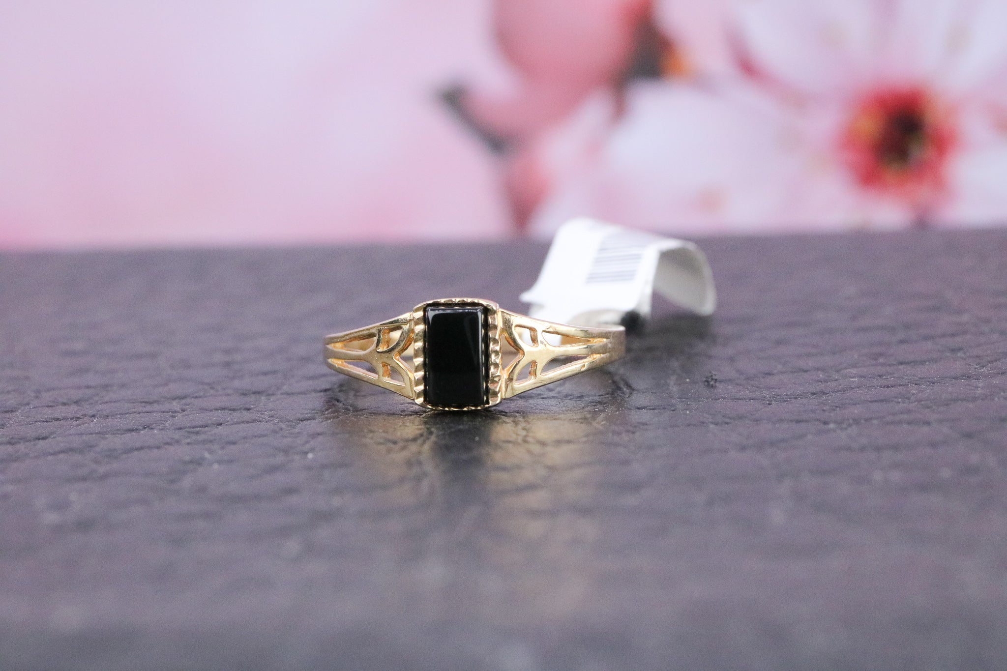 9ct Gold Onyx Ring - CO1339 - Hallmark Jewellers Formby & The Jewellers Bench Widnes