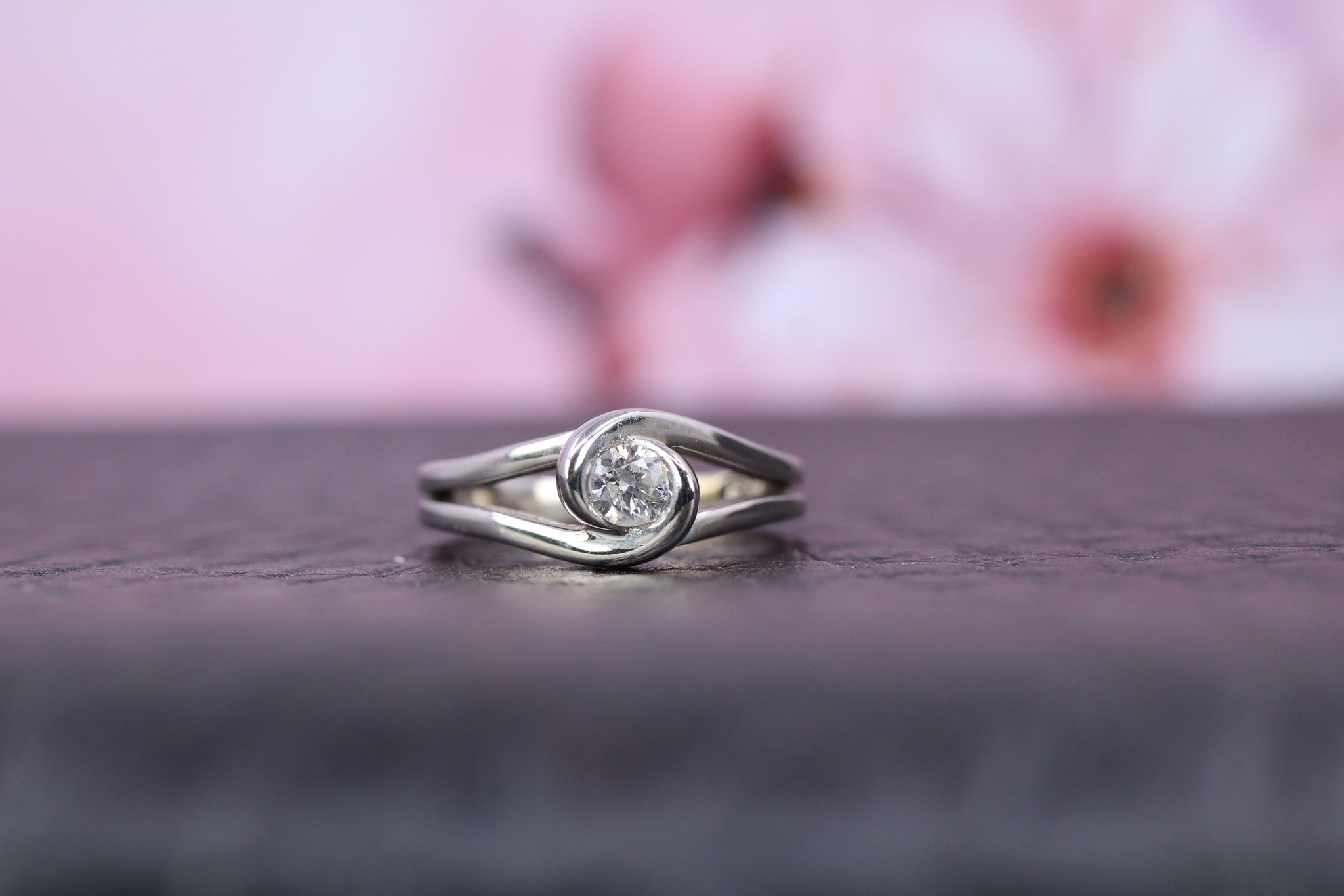 18ct White Gold & Diamond Ring - HJ2017 - Hallmark Jewellers Formby & The Jewellers Bench Widnes