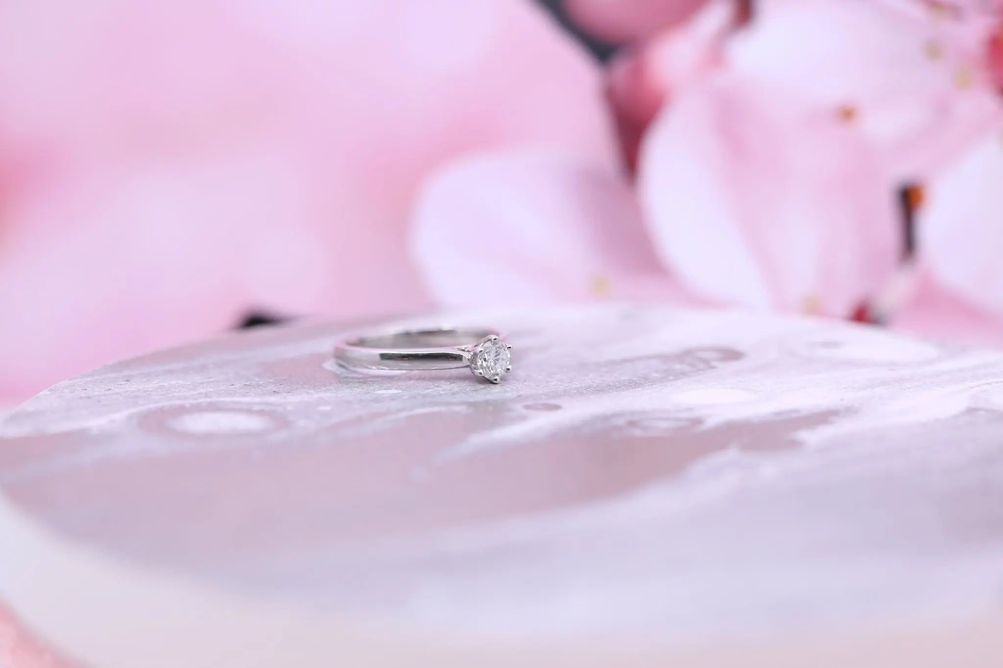 9ct White Gold Diamond Ring 0.35ct - W1835 - Hallmark Jewellers Formby & The Jewellers Bench Widnes