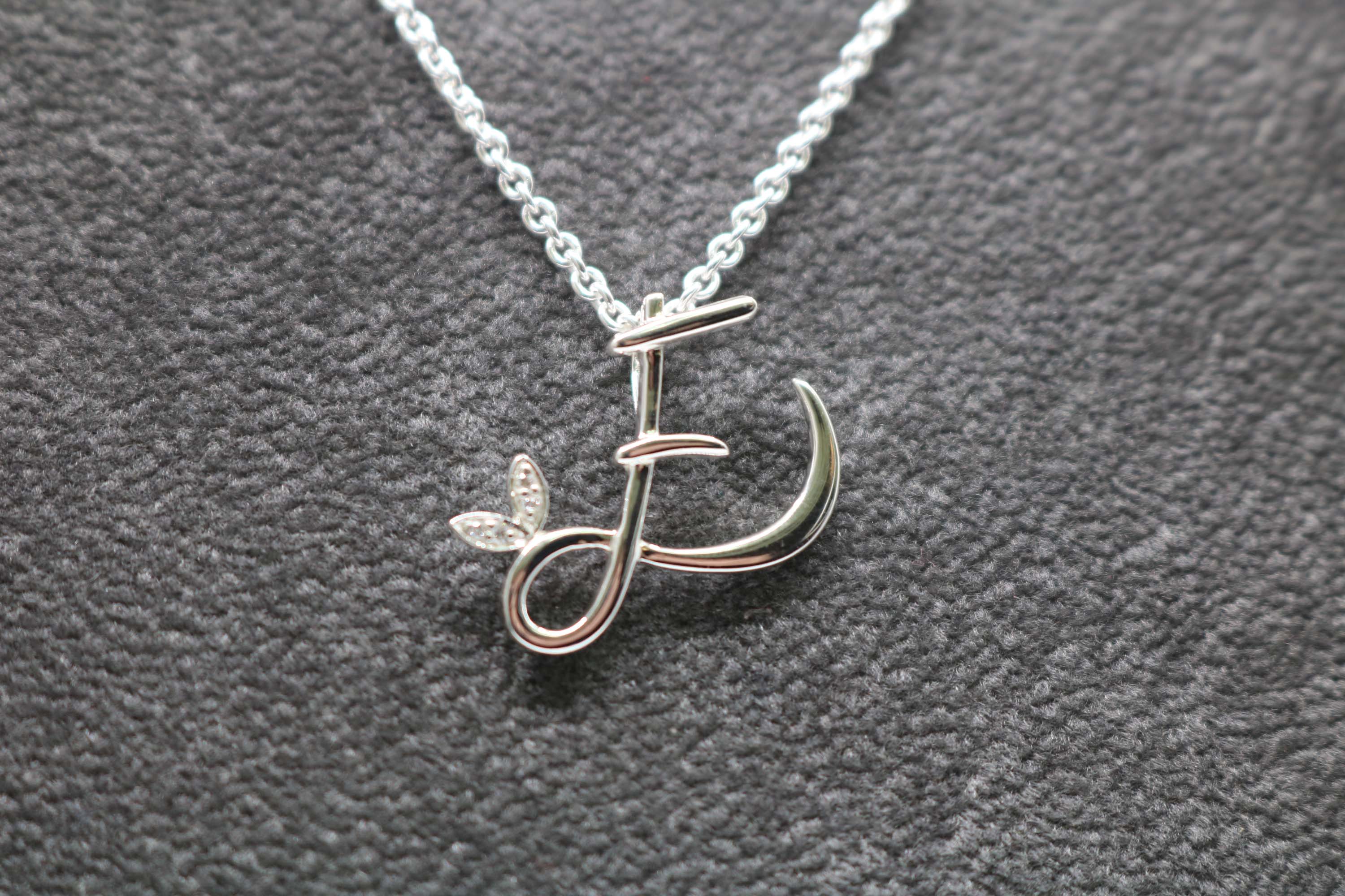 9ct Yellow Gold Initial with Diamond Detail - Hallmark Jewellers Formby & The Jewellers Bench Widnes