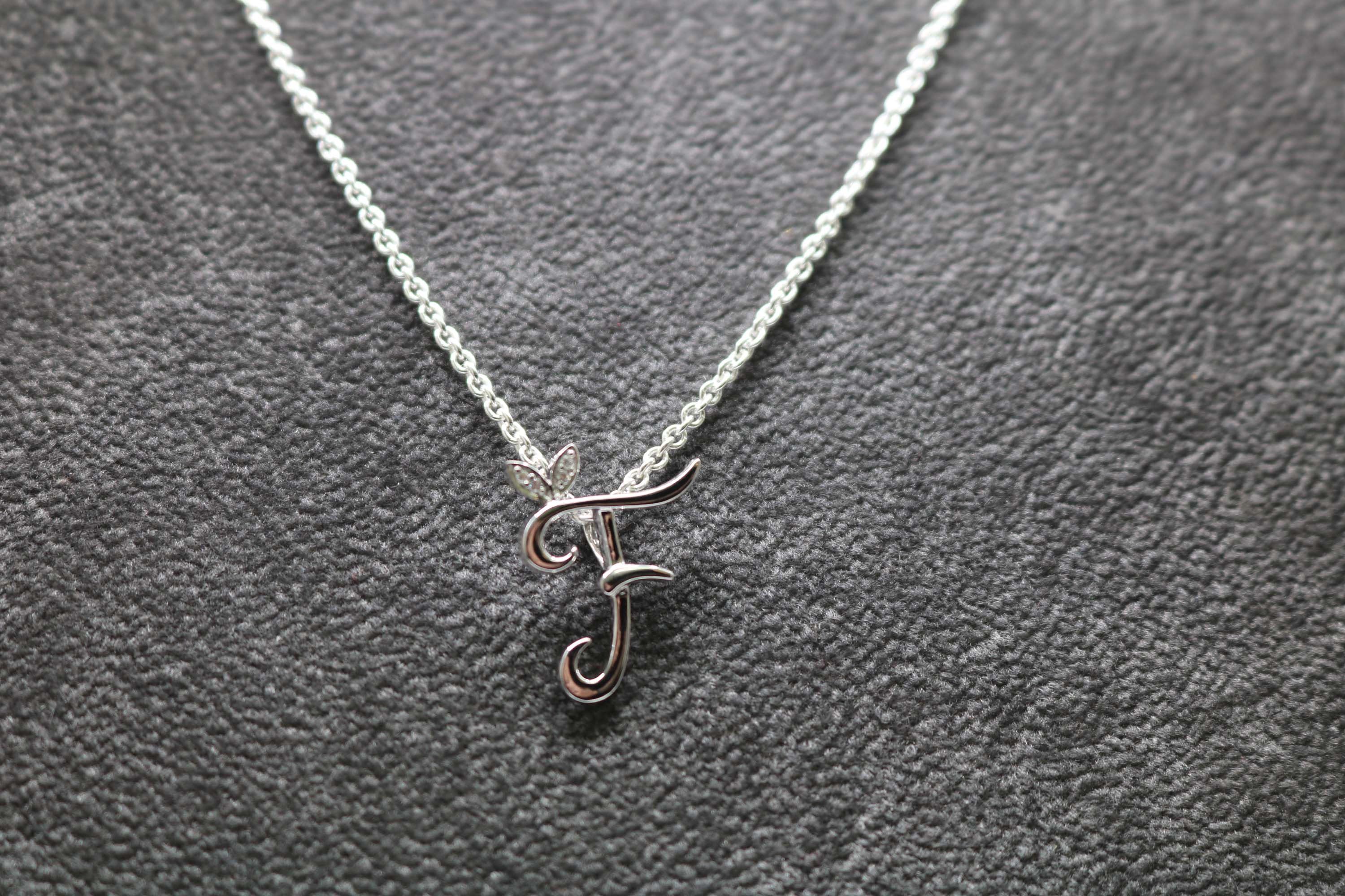 9ct White Gold Initial with Diamond Detail - Hallmark Jewellers Formby & The Jewellers Bench Widnes