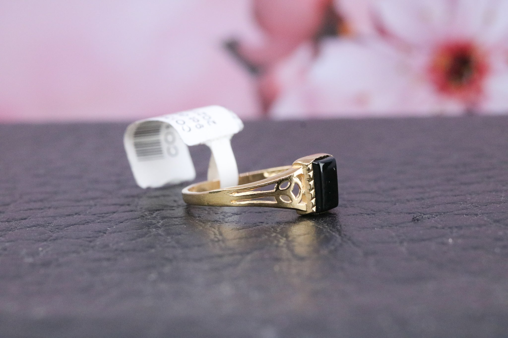 9ct Gold Onyx Ring - CO1346 - Hallmark Jewellers Formby & The Jewellers Bench Widnes