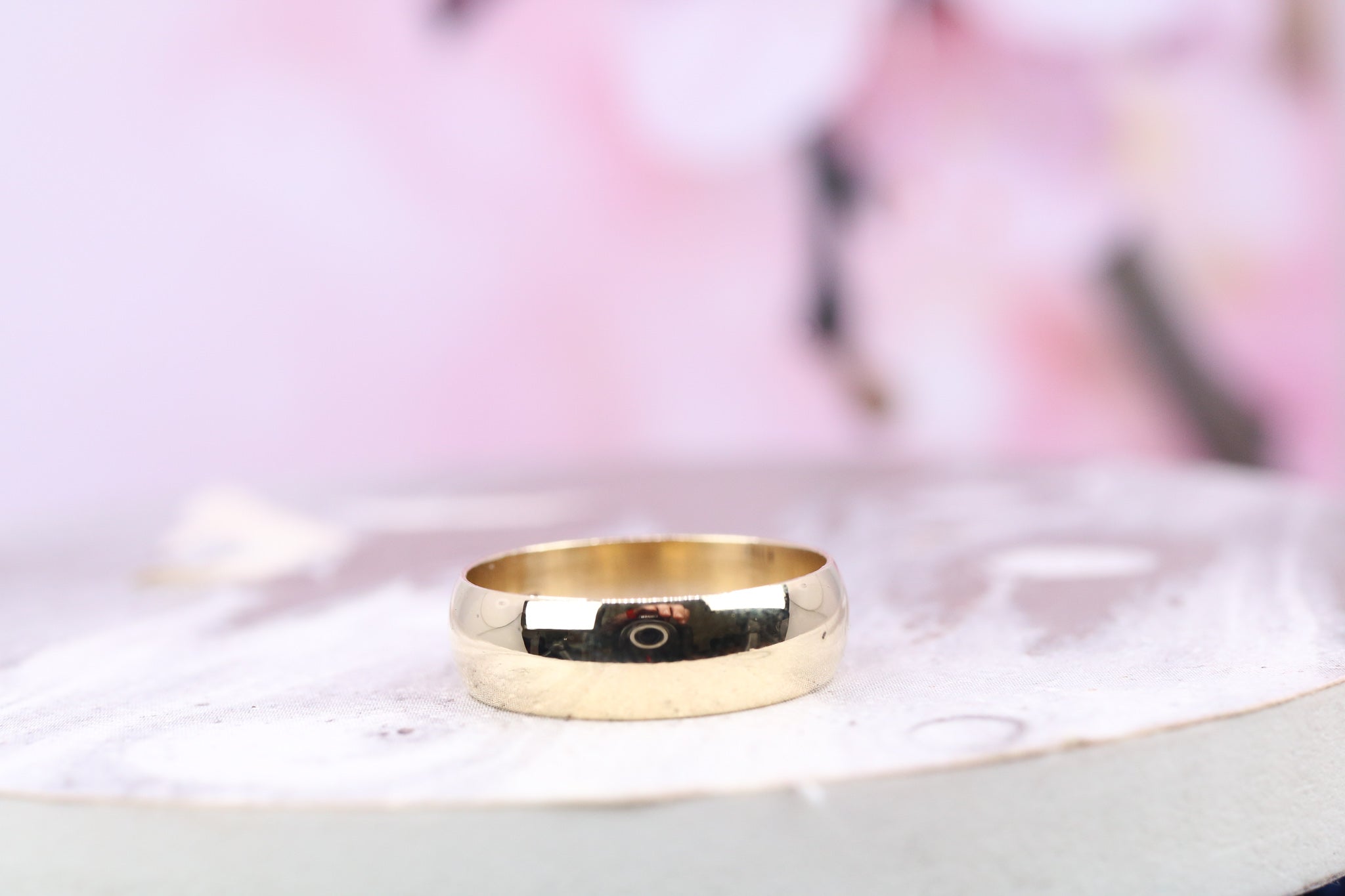 9ct Yellow Gold Wedding Band - HJ2741 - Hallmark Jewellers Formby & The Jewellers Bench Widnes